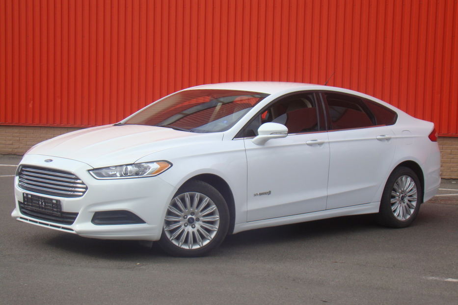 Продам Ford Fusion HYBRIDE 2014 года в Одессе