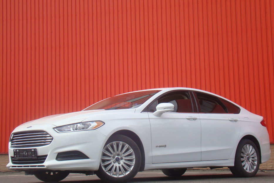 Продам Ford Fusion HYBRIDE 2014 года в Одессе