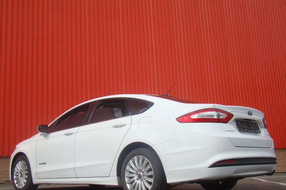 Продам Ford Fusion HYBRIDE 2014 года в Одессе