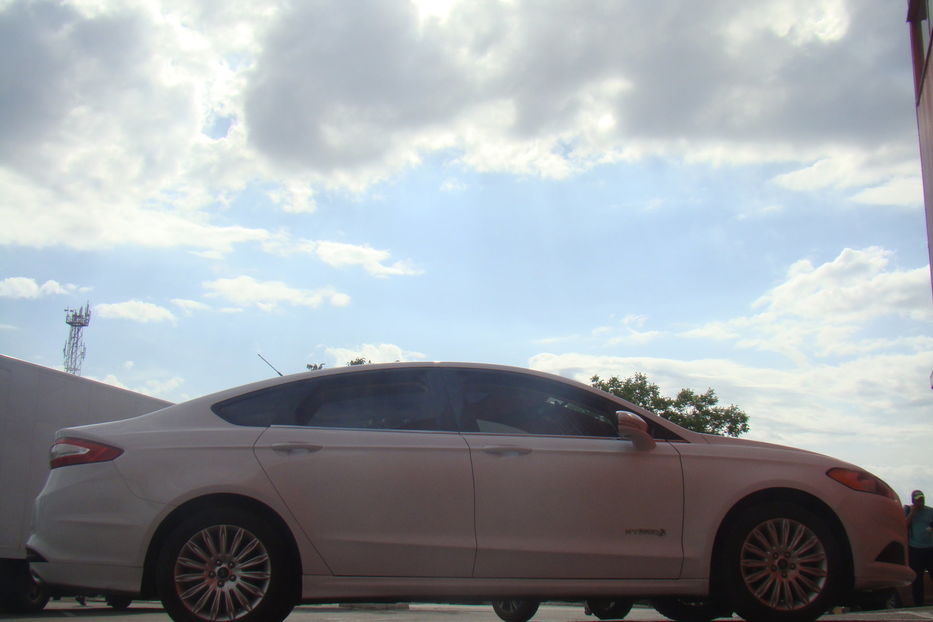 Продам Ford Fusion HYBRIDE 2014 года в Одессе