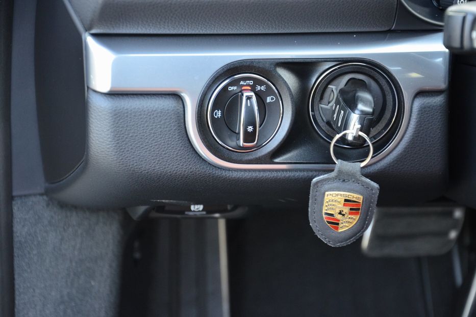Продам Porsche Cayman S 2016 года в Киеве
