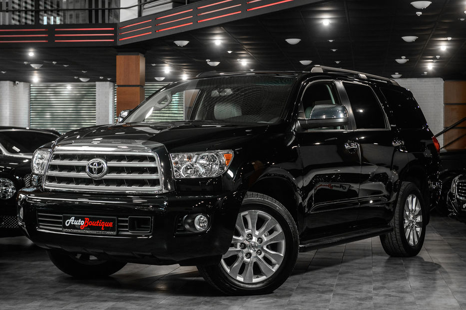 Продам Toyota Sequoia 2017 года в Одессе