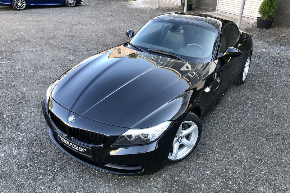 Продам BMW Z4 30i sDrive 2010 года в Киеве