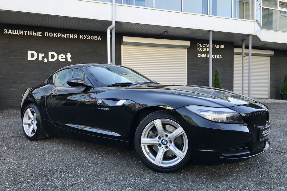 Продам BMW Z4 30i sDrive 2010 года в Киеве