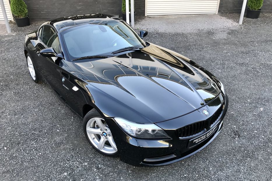 Продам BMW Z4 30i sDrive 2010 года в Киеве