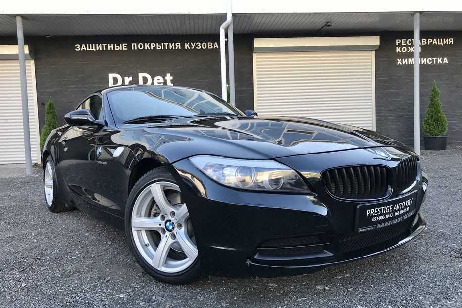 Продам BMW Z4 30i sDrive 2010 года в Киеве