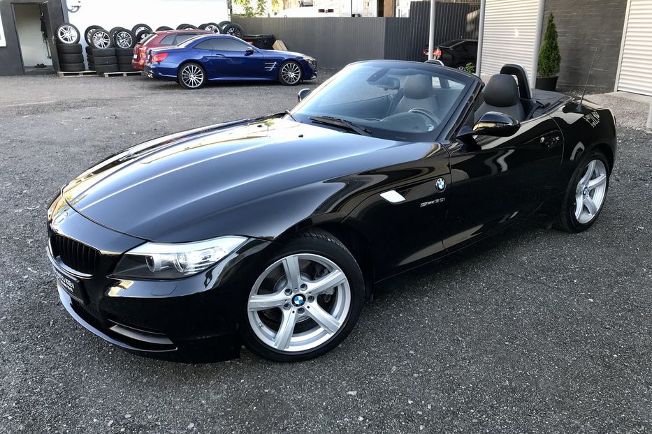 Продам BMW Z4 30i sDrive 2010 года в Киеве