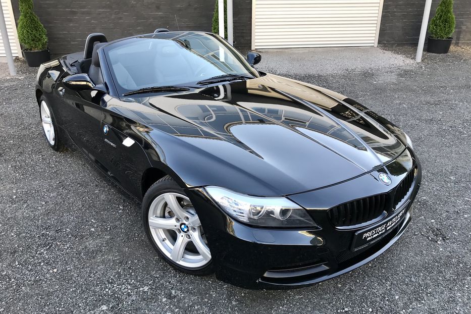 Продам BMW Z4 30i sDrive 2010 года в Киеве