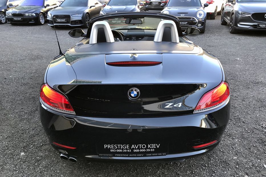 Продам BMW Z4 30i sDrive 2010 года в Киеве