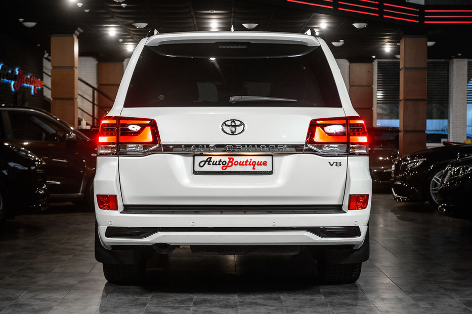 Продам Toyota Land Cruiser 200 2018 года в Одессе