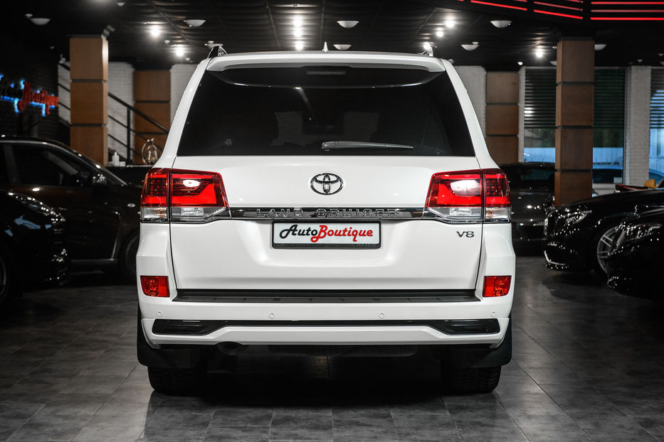 Продам Toyota Land Cruiser 200 2018 года в Одессе