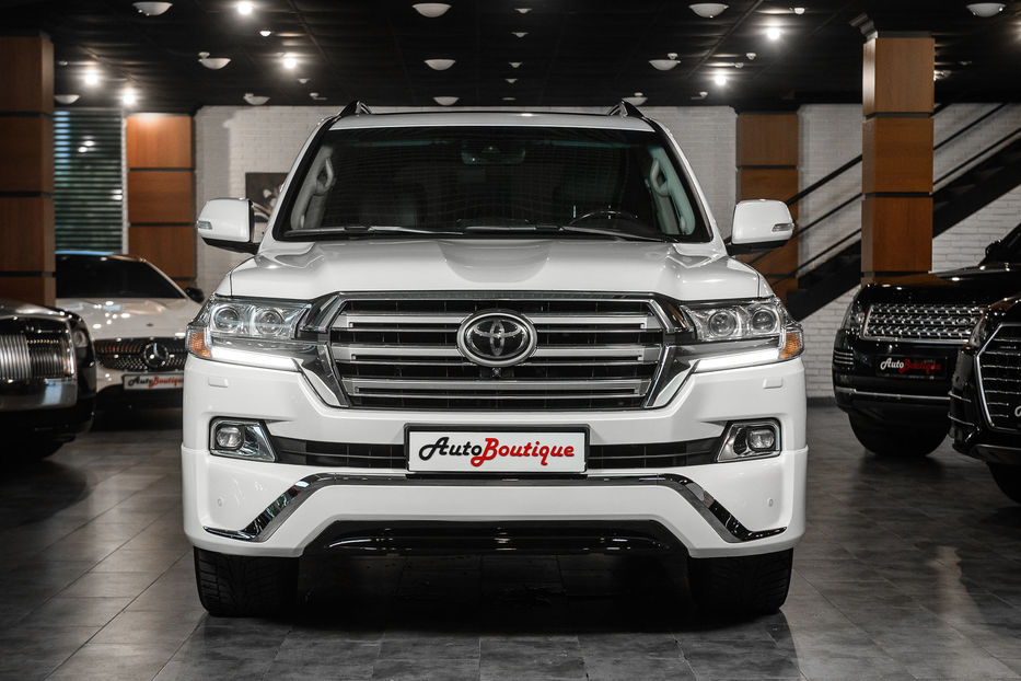 Продам Toyota Land Cruiser 200 2018 года в Одессе