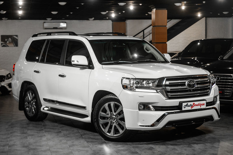 Продам Toyota Land Cruiser 200 2018 года в Одессе