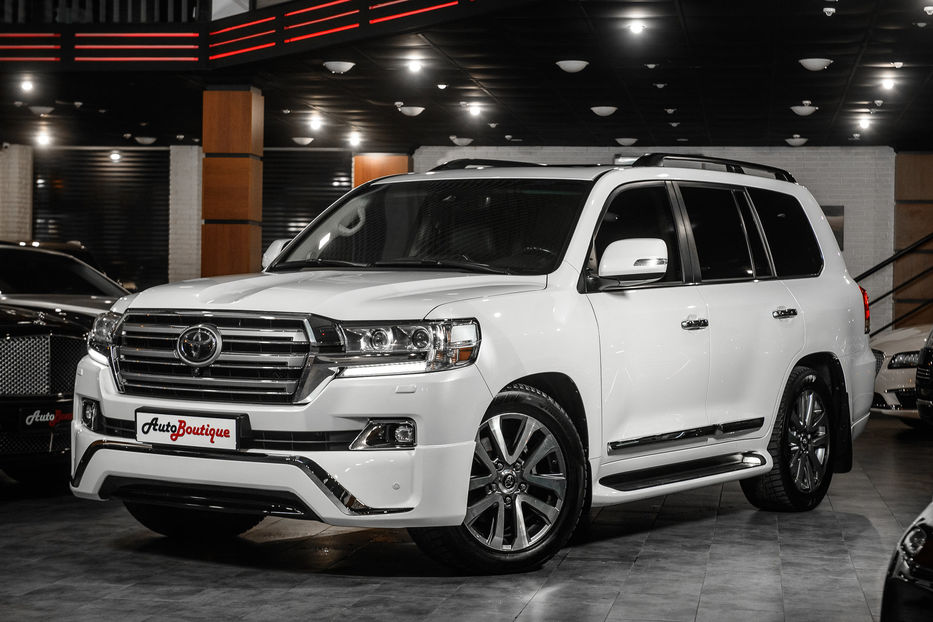 Продам Toyota Land Cruiser 200 2018 года в Одессе