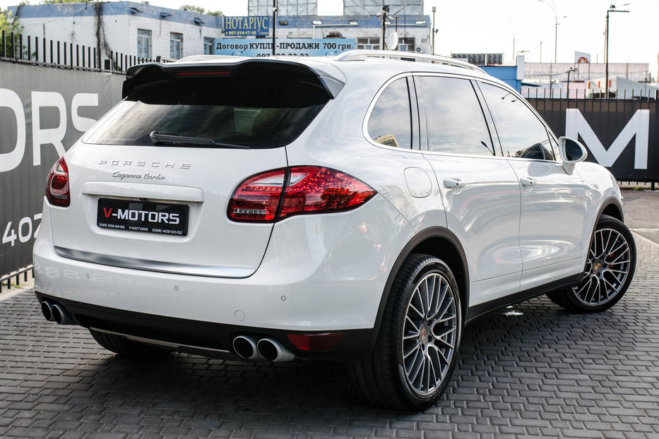 Продам Porsche Cayenne Turbo 2011 года в Киеве