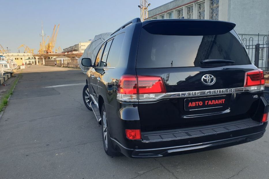 Продам Toyota Land Cruiser 200 2016 года в Одессе