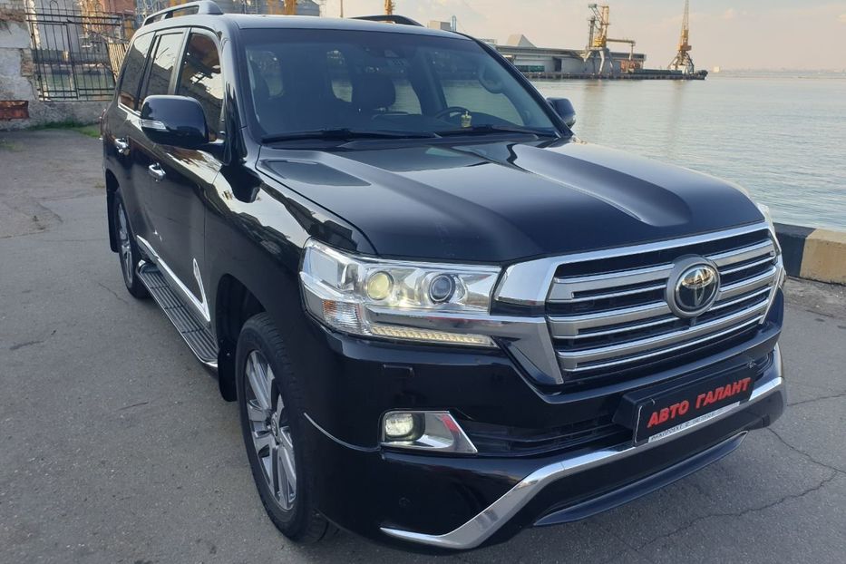 Продам Toyota Land Cruiser 200 2016 года в Одессе