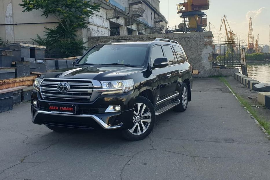 Продам Toyota Land Cruiser 200 2016 года в Одессе