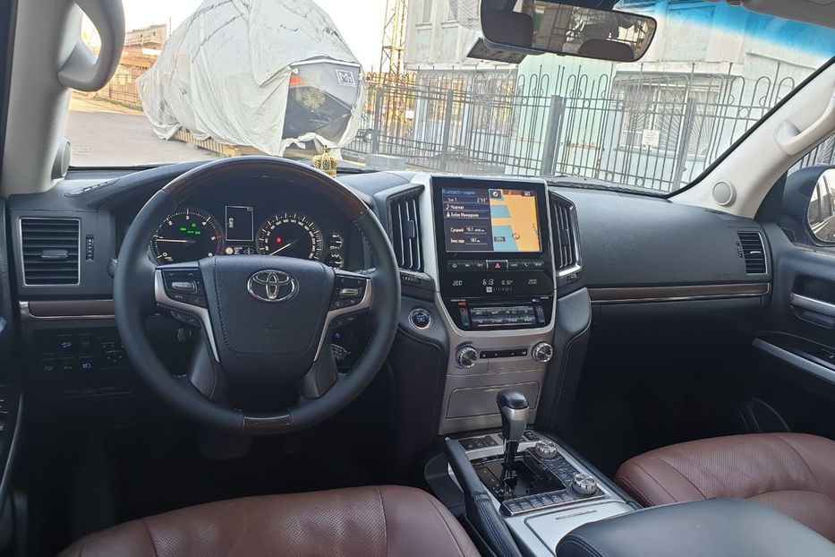 Продам Toyota Land Cruiser 200 2016 года в Одессе