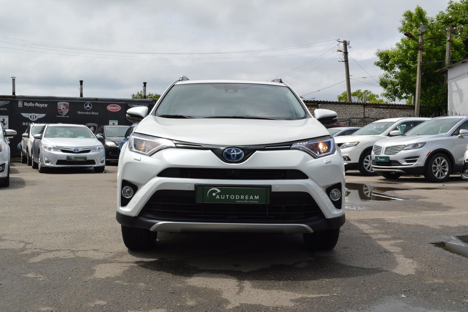 Продам Toyota Rav 4 HYBRID 2016 года в Одессе