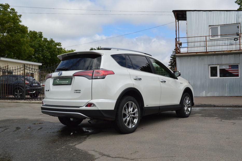 Продам Toyota Rav 4 HYBRID 2016 года в Одессе