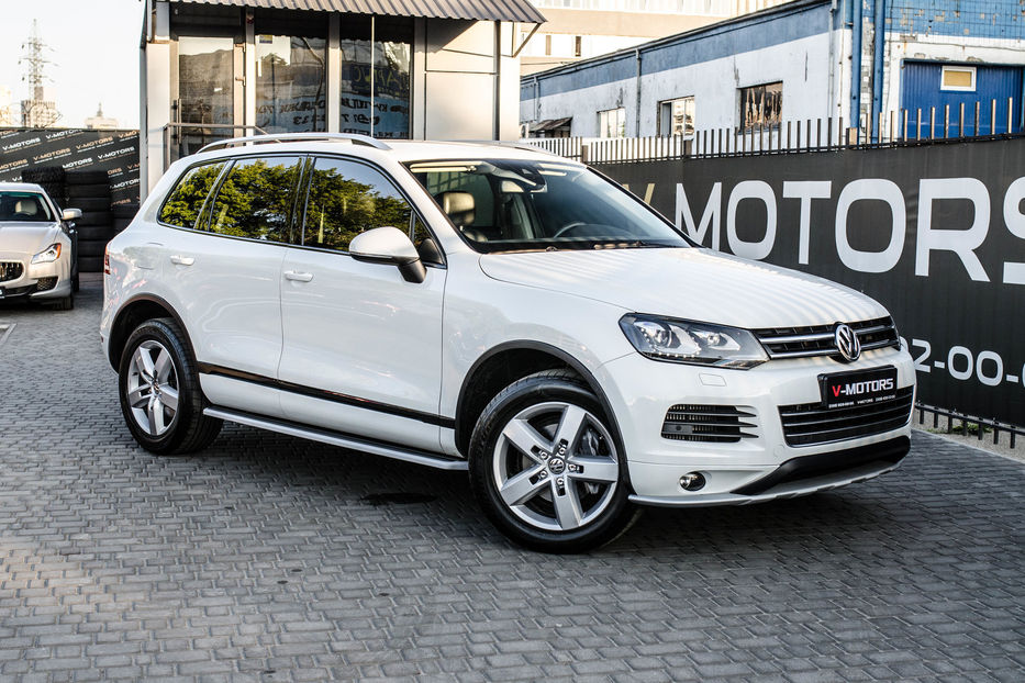 Продам Volkswagen Touareg 3.0 TDI  2012 года в Киеве