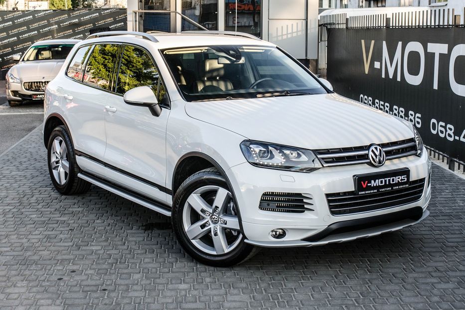 Продам Volkswagen Touareg 3.0 TDI  2012 года в Киеве