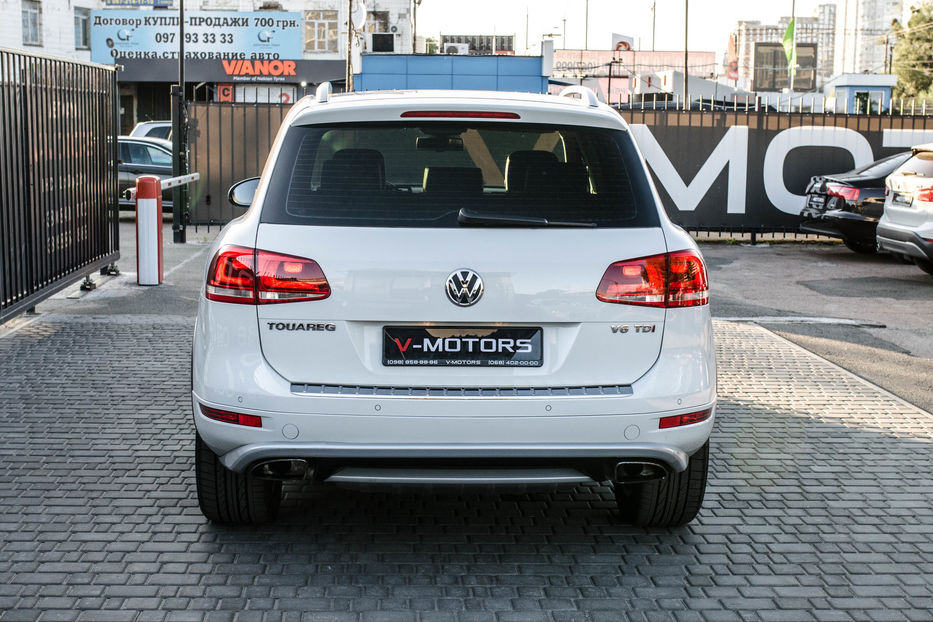 Продам Volkswagen Touareg 3.0 TDI  2012 года в Киеве