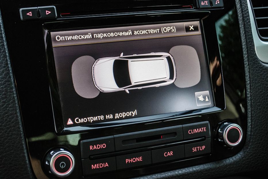 Продам Volkswagen Touareg 3.0 TDI  2012 года в Киеве