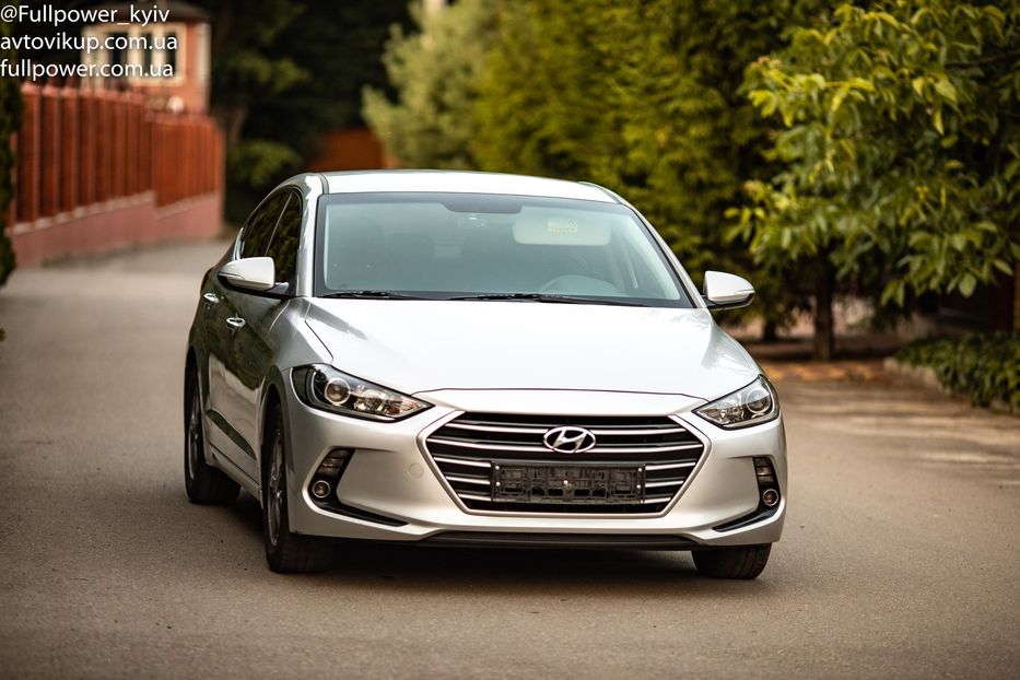 Продам Hyundai Elantra LPI 2015 года в Киеве