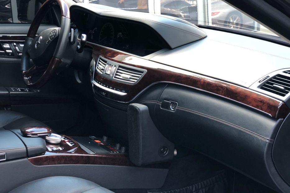 Продам Mercedes-Benz S-Class GUARD B7 2011 года в Киеве