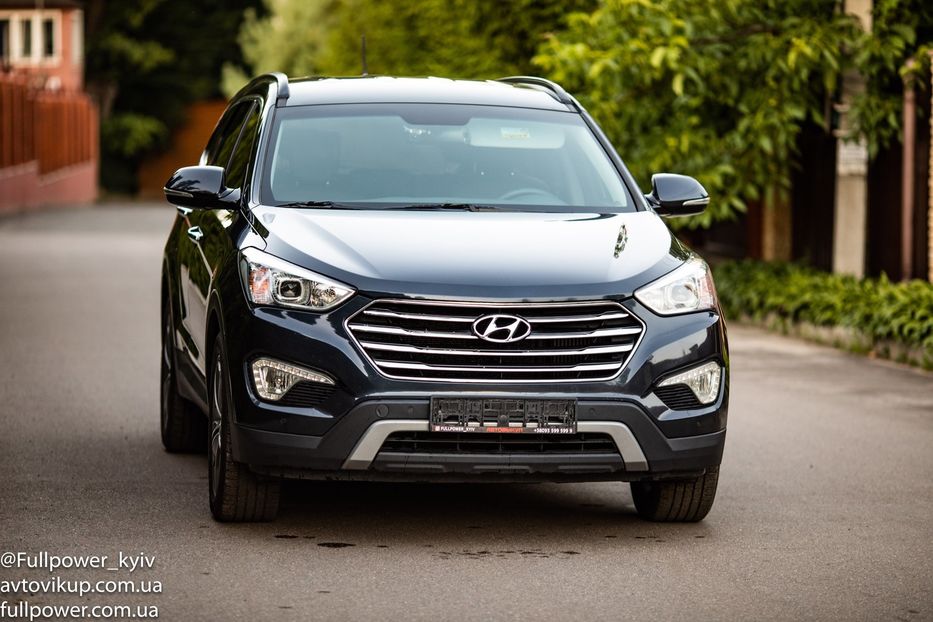 Продам Hyundai Grand Santa Fe 2015 года в Киеве