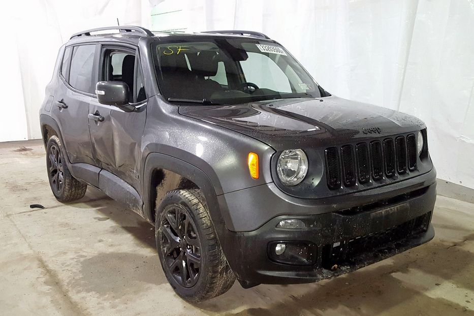 Продам Jeep Renegade LATITUDE 2018 года в Черновцах