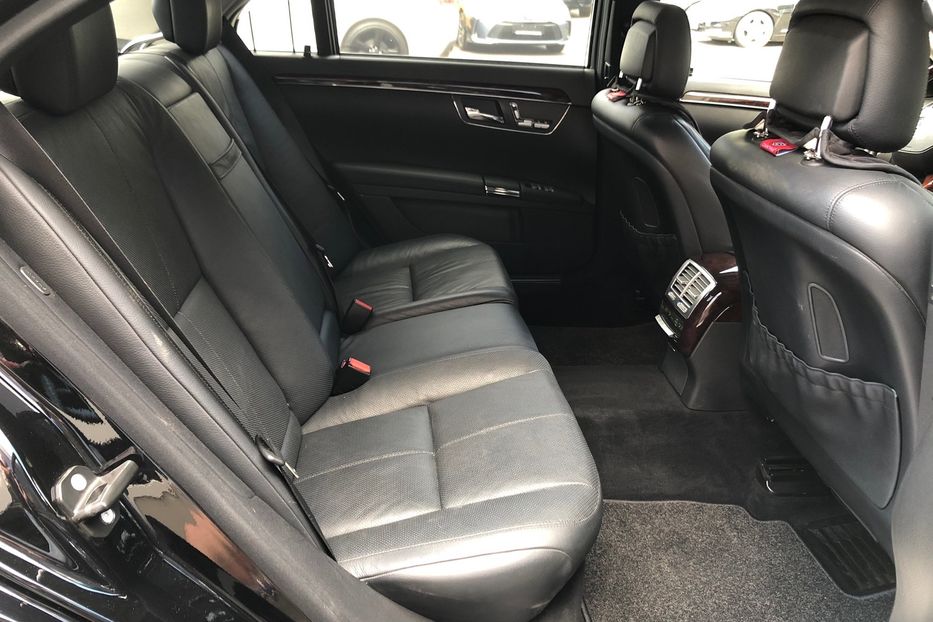Продам Mercedes-Benz S-Class 500 4matic AMG\\\ 2008 года в Киеве