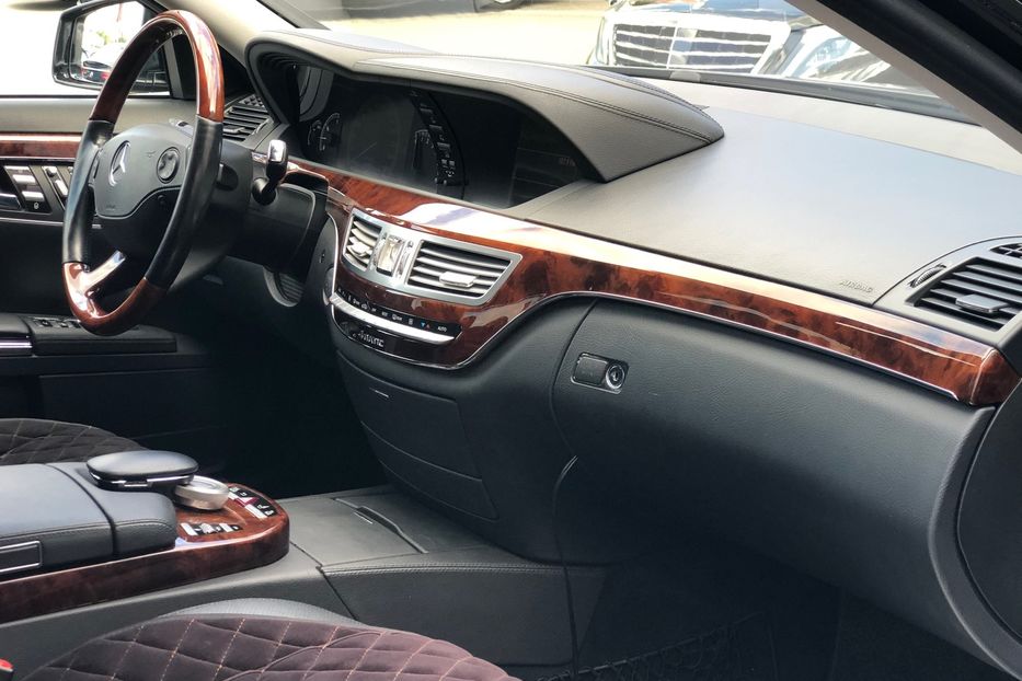 Продам Mercedes-Benz S-Class 500 4matic AMG\\\ 2008 года в Киеве