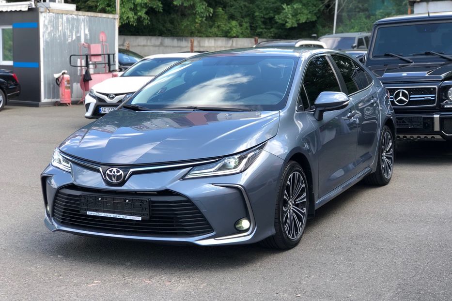 Продам Toyota Corolla Style 2019 года в Киеве