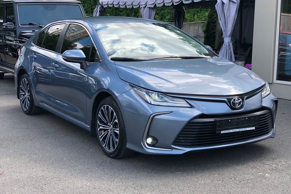 Продам Toyota Corolla Style 2019 года в Киеве