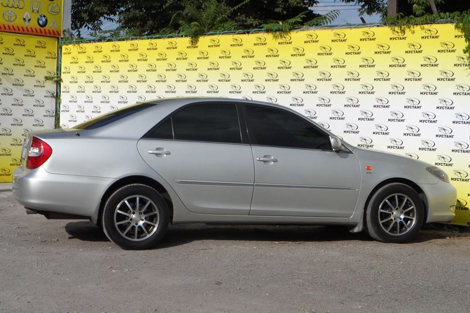 Продам Toyota Camry 2004 года в Днепре