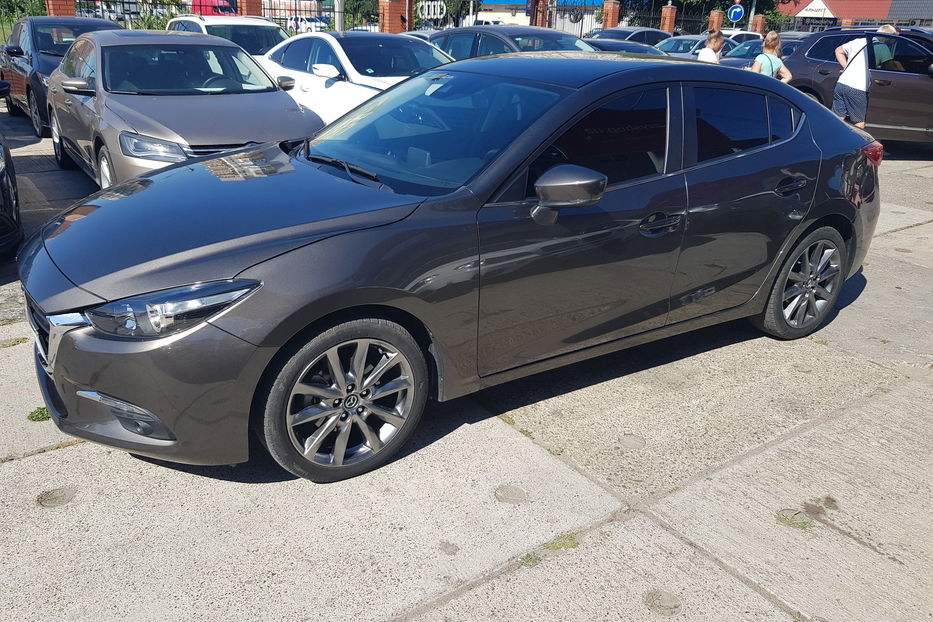 Продам Mazda 3 2017 года в Одессе