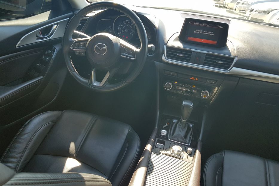 Продам Mazda 3 2017 года в Одессе