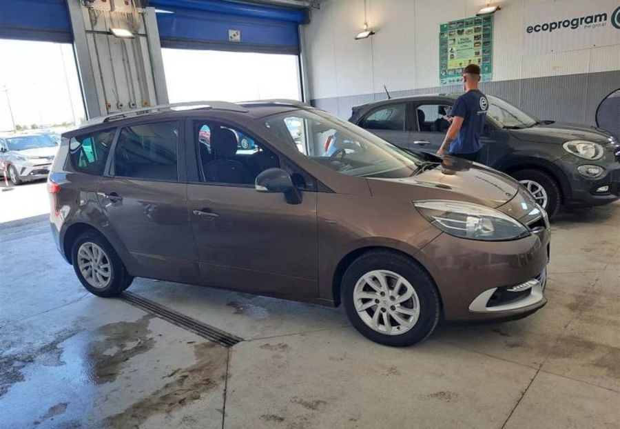 Продам Renault Grand Scenic 1.5dCi 110 Navi 2015 года в Львове