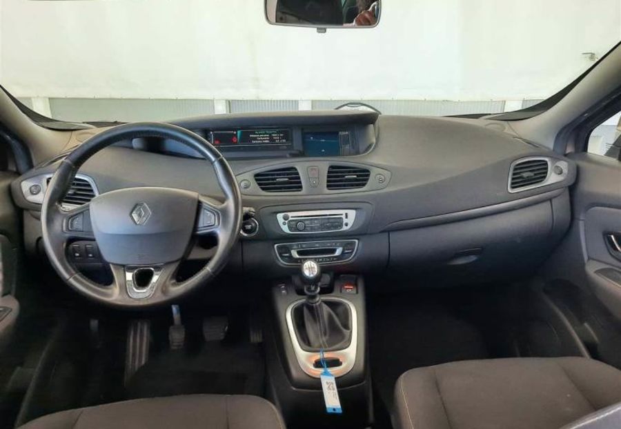 Продам Renault Grand Scenic 1.5dCi 110 Navi 2015 года в Львове