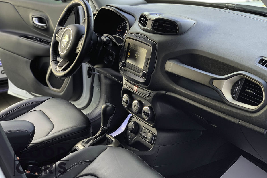 Продам Jeep Renegade Limited 2015 года в Одессе