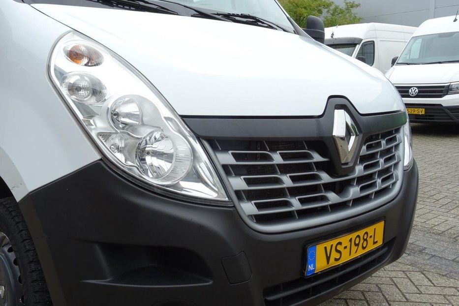 Продам Renault Master груз. 100kW mebel 4.30 x 2.10 x 2.1 2015 года в Тернополе