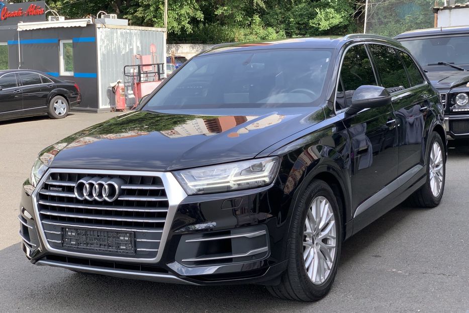 Продам Audi Q7 3,0 TDI 2016 года в Киеве