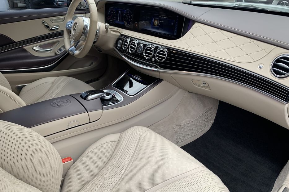 Продам Mercedes-Benz S-Class 63 AMG 4MATIC 2018 года в Киеве