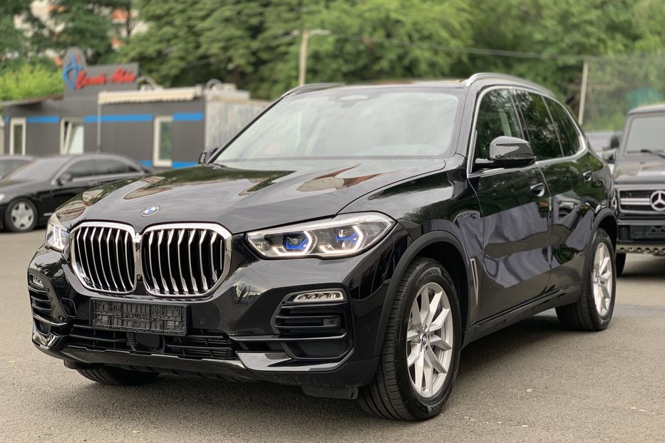 Продам BMW X5 40 X-drive 2019 года в Киеве