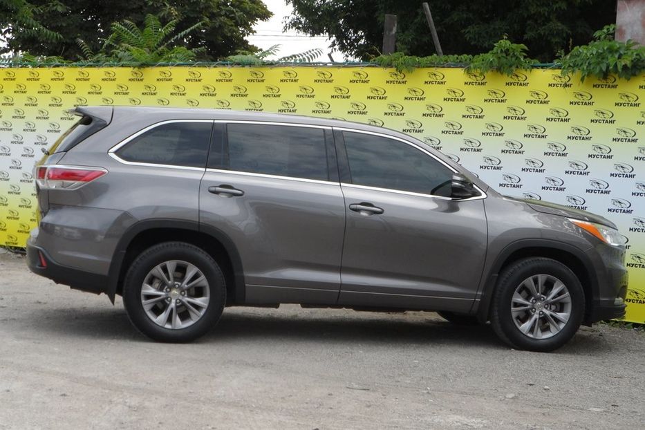 Продам Toyota Highlander 2014 года в Днепре