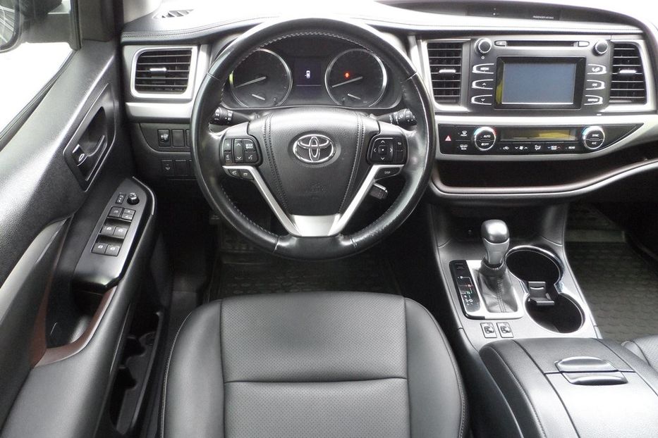 Продам Toyota Highlander 2014 года в Днепре