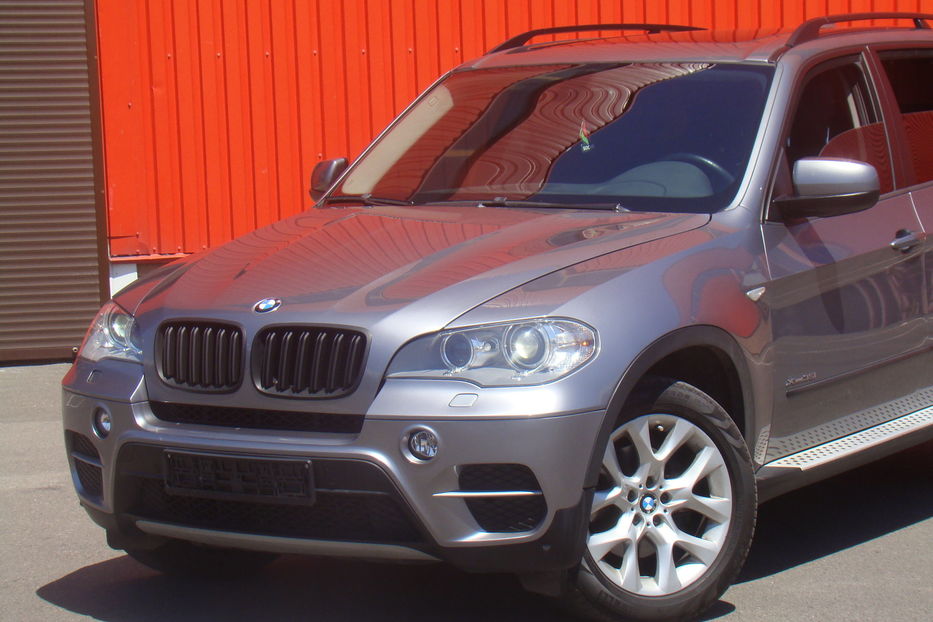 Продам BMW X5 2012 года в Одессе